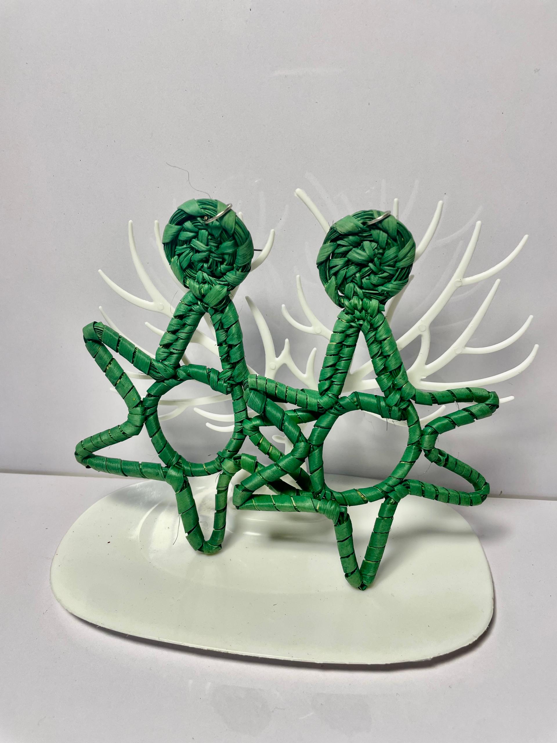 Handwoven Green Starburst Raffia Earring | Raffia earrings